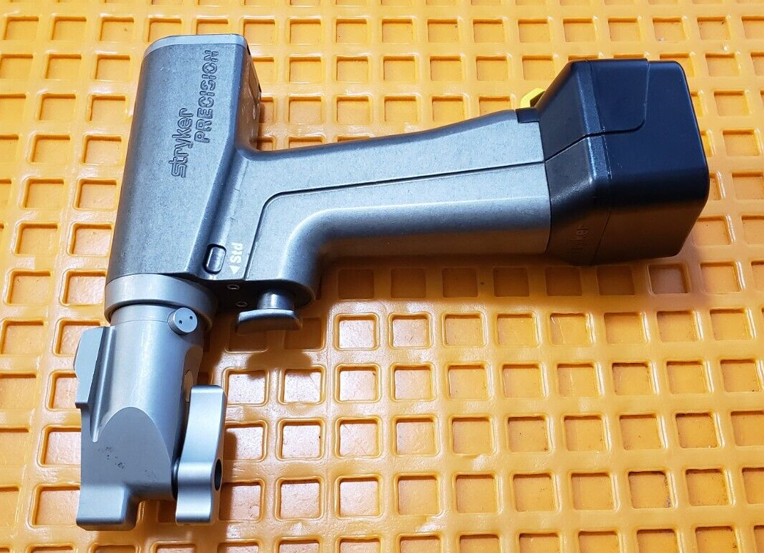 Stryker Precision 6209 OSC Tip Orthopedic hand Piece with 6212 Battery