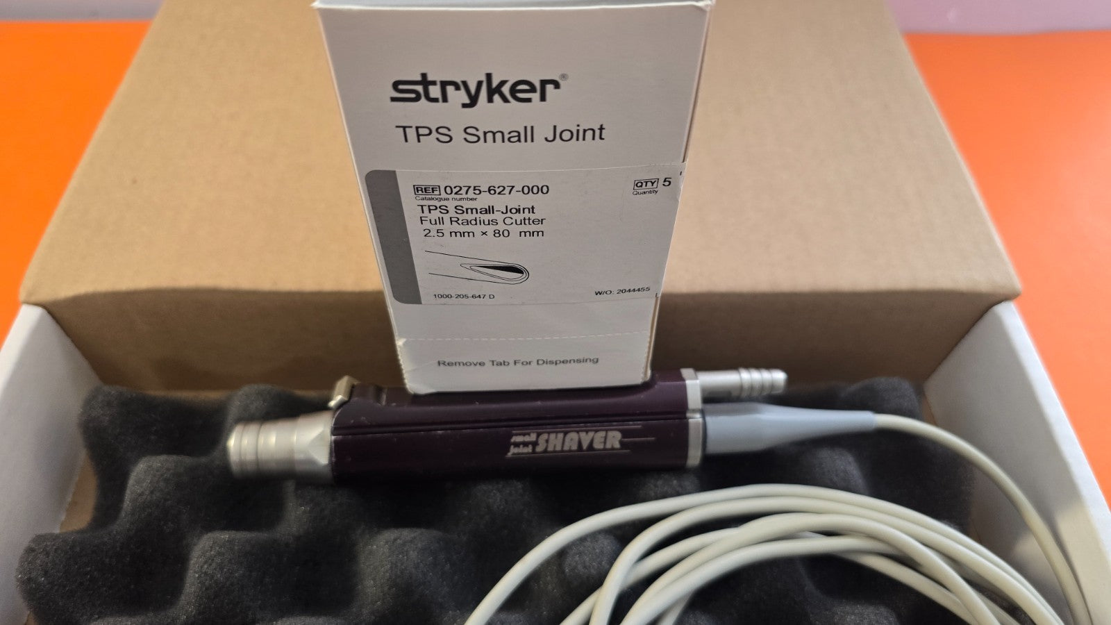 Stryker 275-601-500  Small Joint Shaver Handpiece with Box of 5 Blades