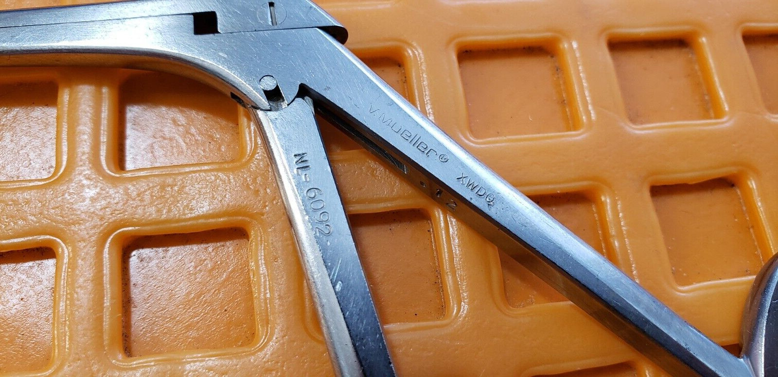 V. Mueller NL-6092 Orthopedic Love-Gruenwald Forceps, Straight, 3x10 Cup Jaws