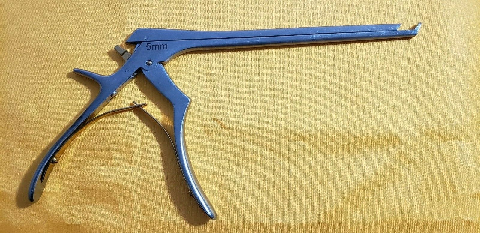 Spectrum 20-1720 Orthopedic Kerrison Rongeurs 8" shaft 5mm tip 40* UP Detachable