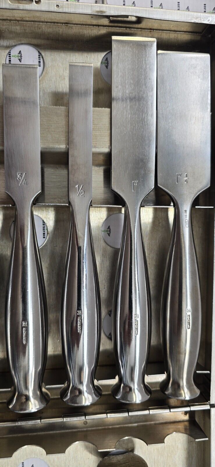 RICHARDS Surgical Orthopedic Smith-Peterson Osteotomes Set of 8 With Case