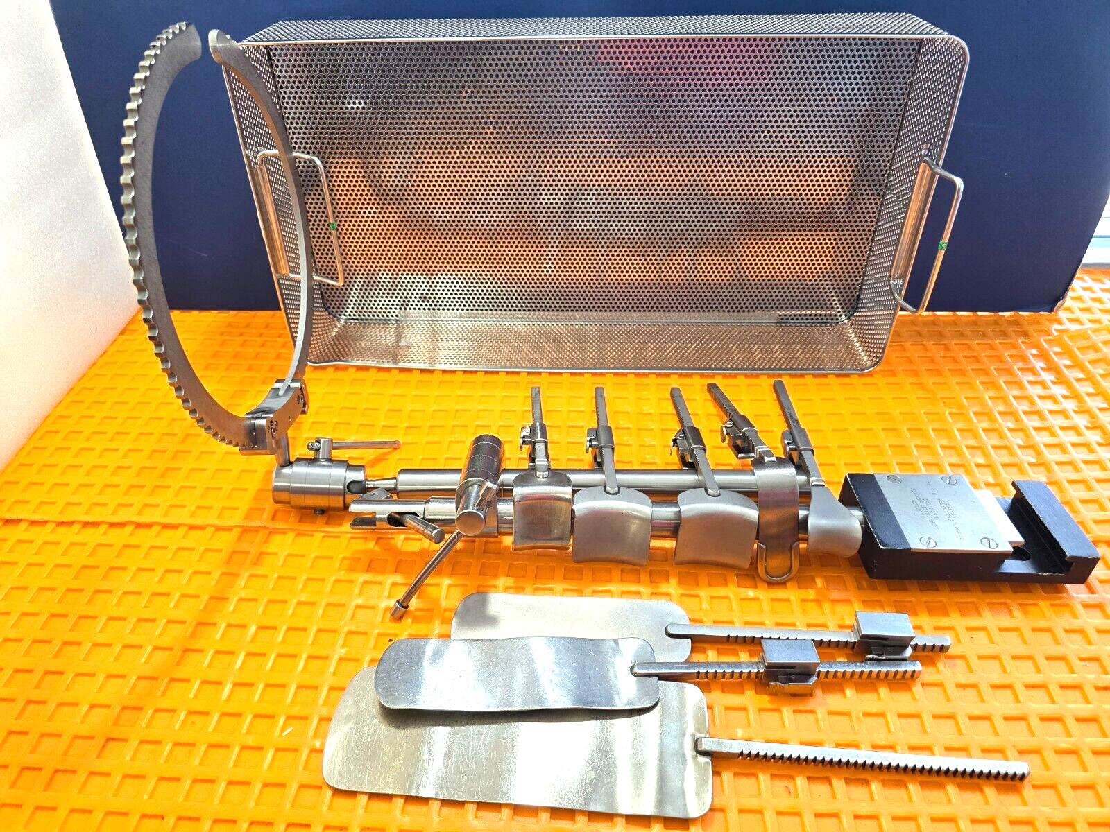 Codman Bookwalter Retractor Set Arm with Post Holder Clamp & Tray