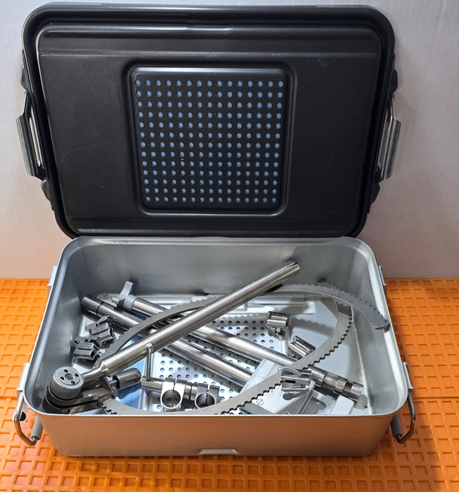Codman Bookwalter Wish Book Retractor Set Arm with Post Holder Clamp & Tray