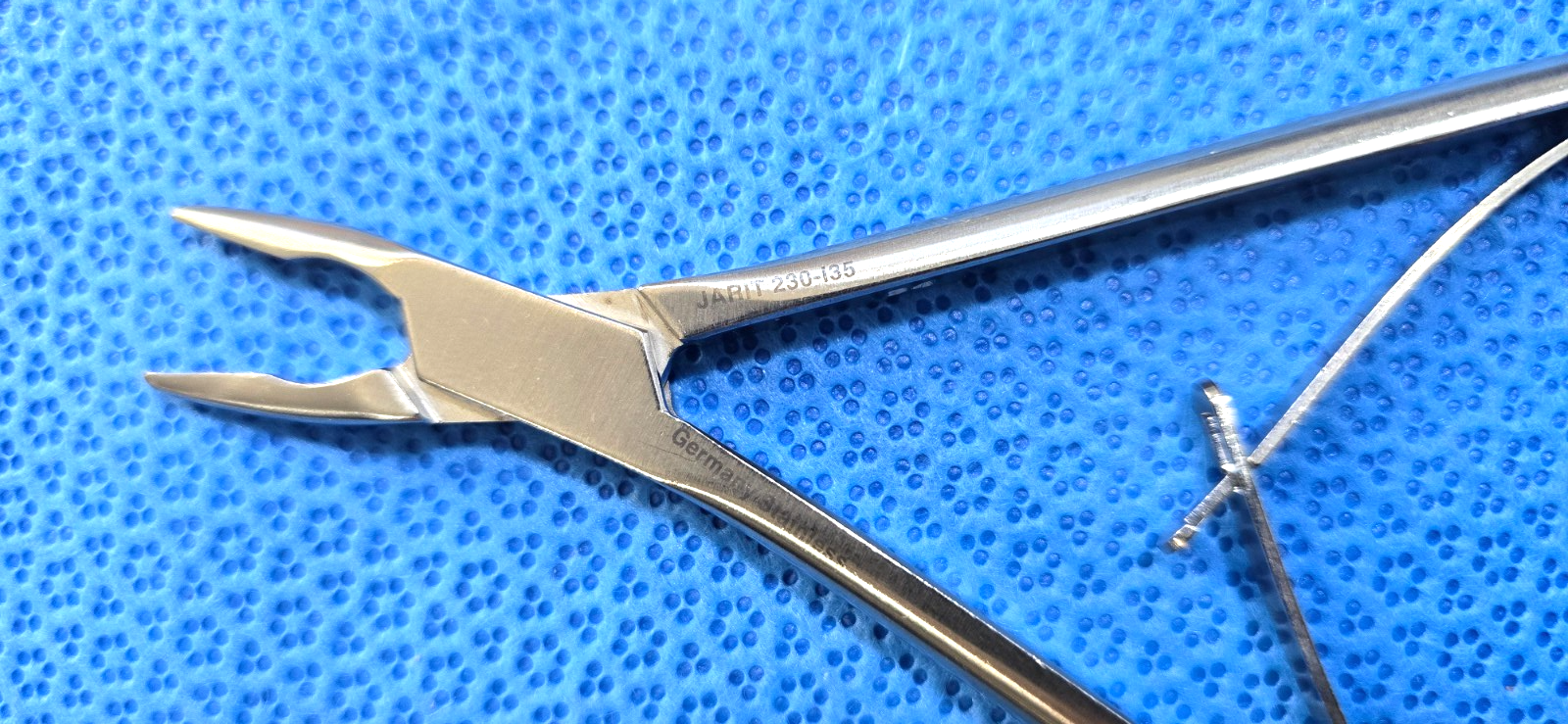 JARIT Surgical Lempert Rongeurs 7.5" x 2.5mm Bite Straight Ref:230-135