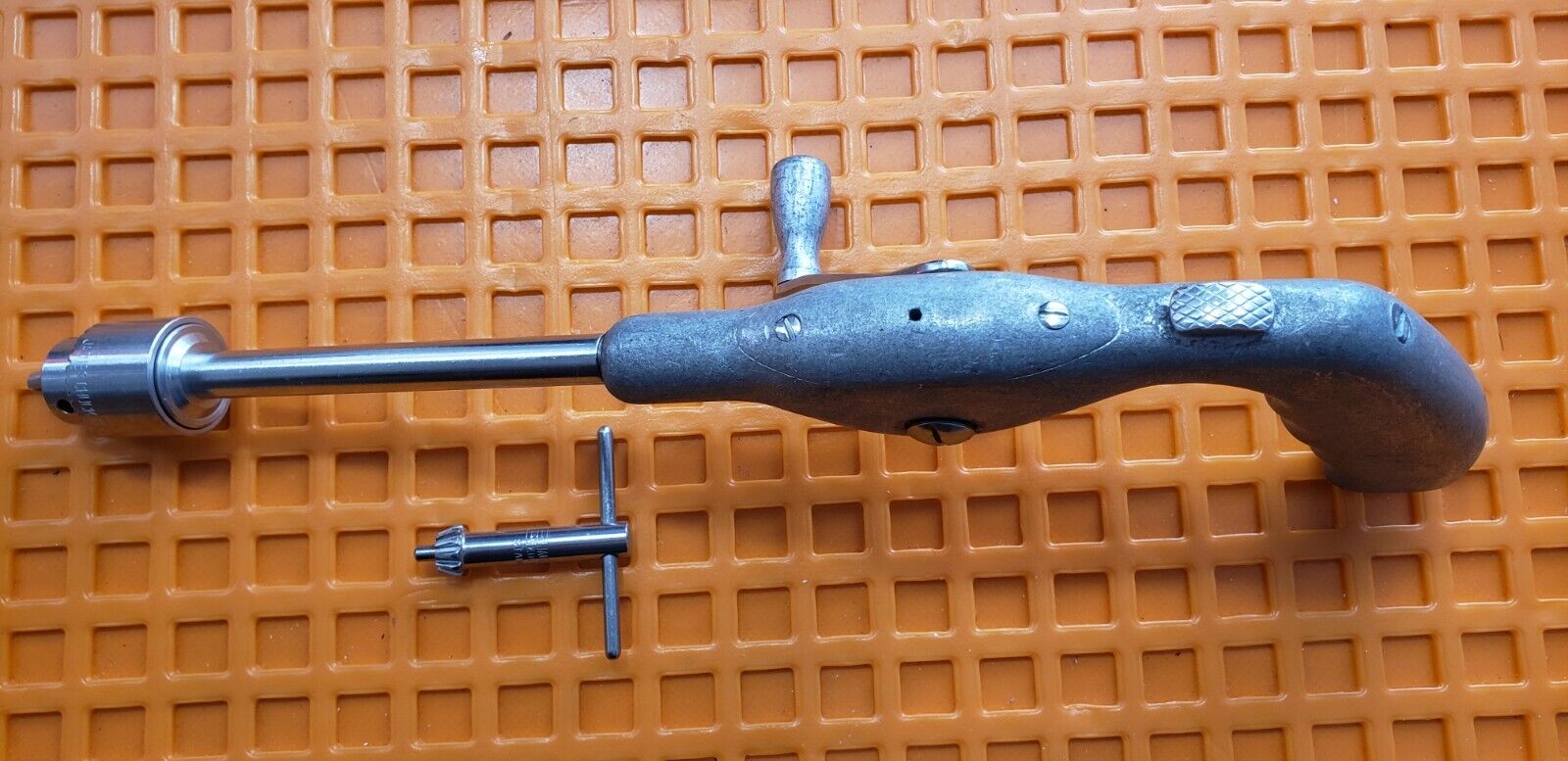 Zimmer 522 Surgical Hall Orthopedic Hand Drill with Jacob's Chuck
