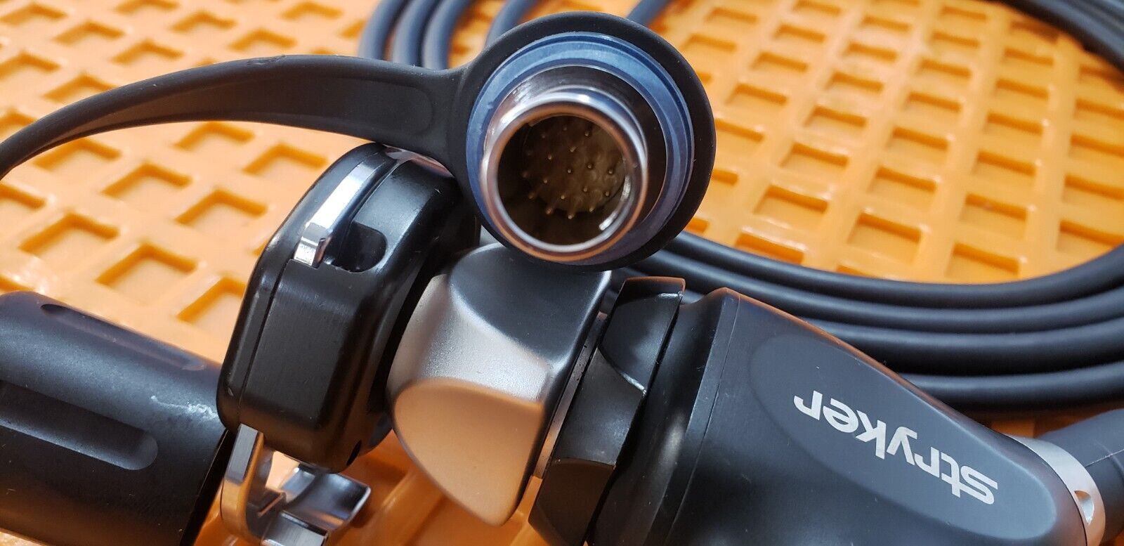 Stryker 700-410-105 Precision AC Camera Head with Coupler Autoclave