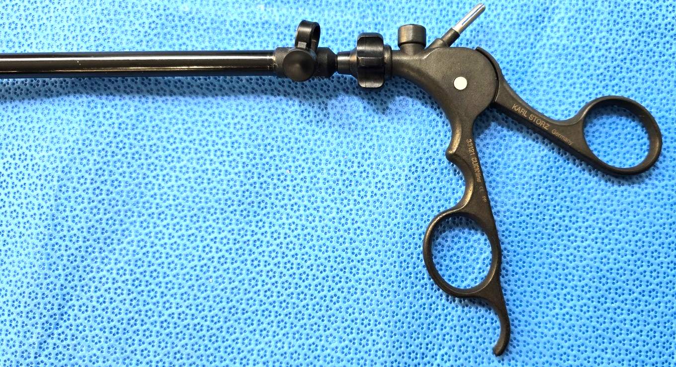 Karl Storz Laparoscopic Monopolar Scissors 10mm x 34cm Straight Serrated Blades