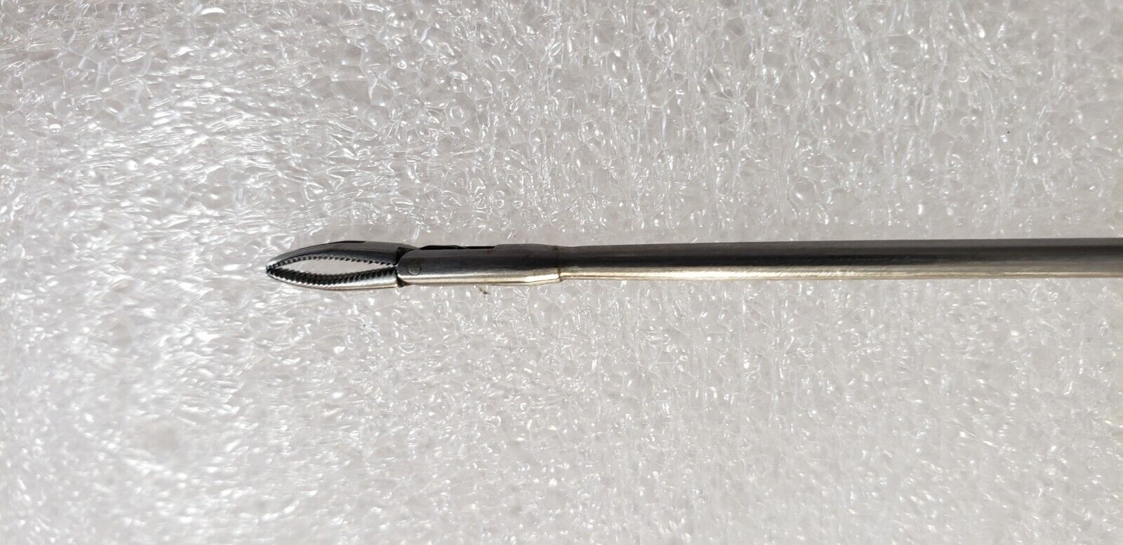 R.Wolf 8962.61 Laparoscopic Grasping Forceps Fenestrated JAW 3mm x 33cm