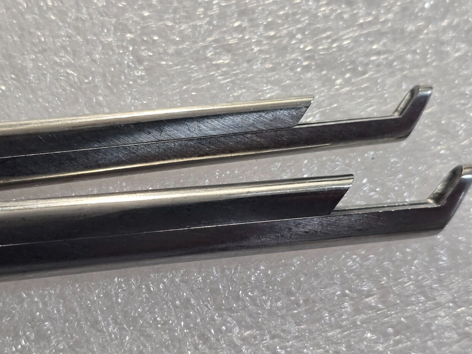 Ruggles R-1672,R1673 Orthopedic Kerrison Rongeurs 4,5mm Up 7" x40 Degree