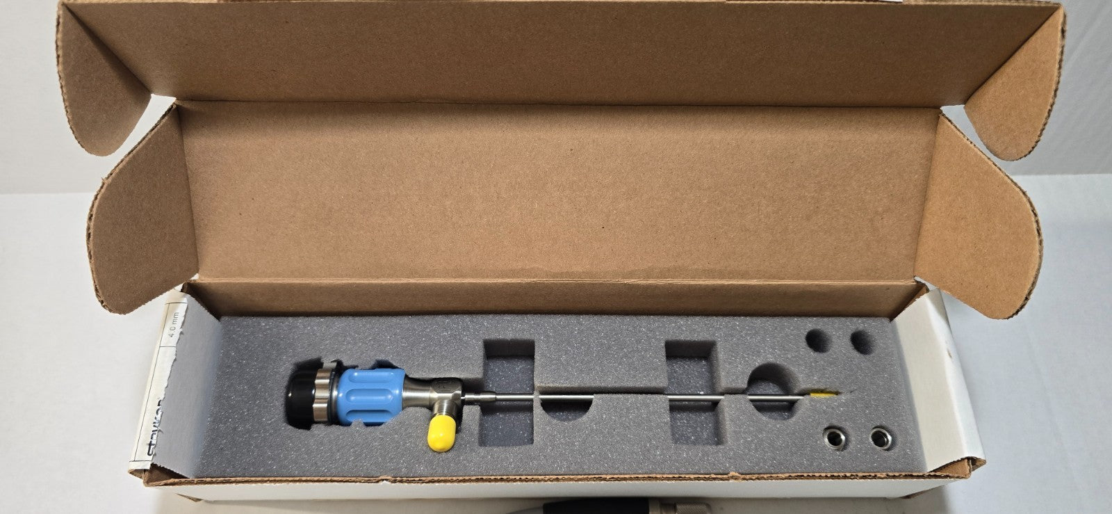 Stryker Arthroscope 4.0mm x 30° Speed Lock C-Mount  & Fiber Optic Cable