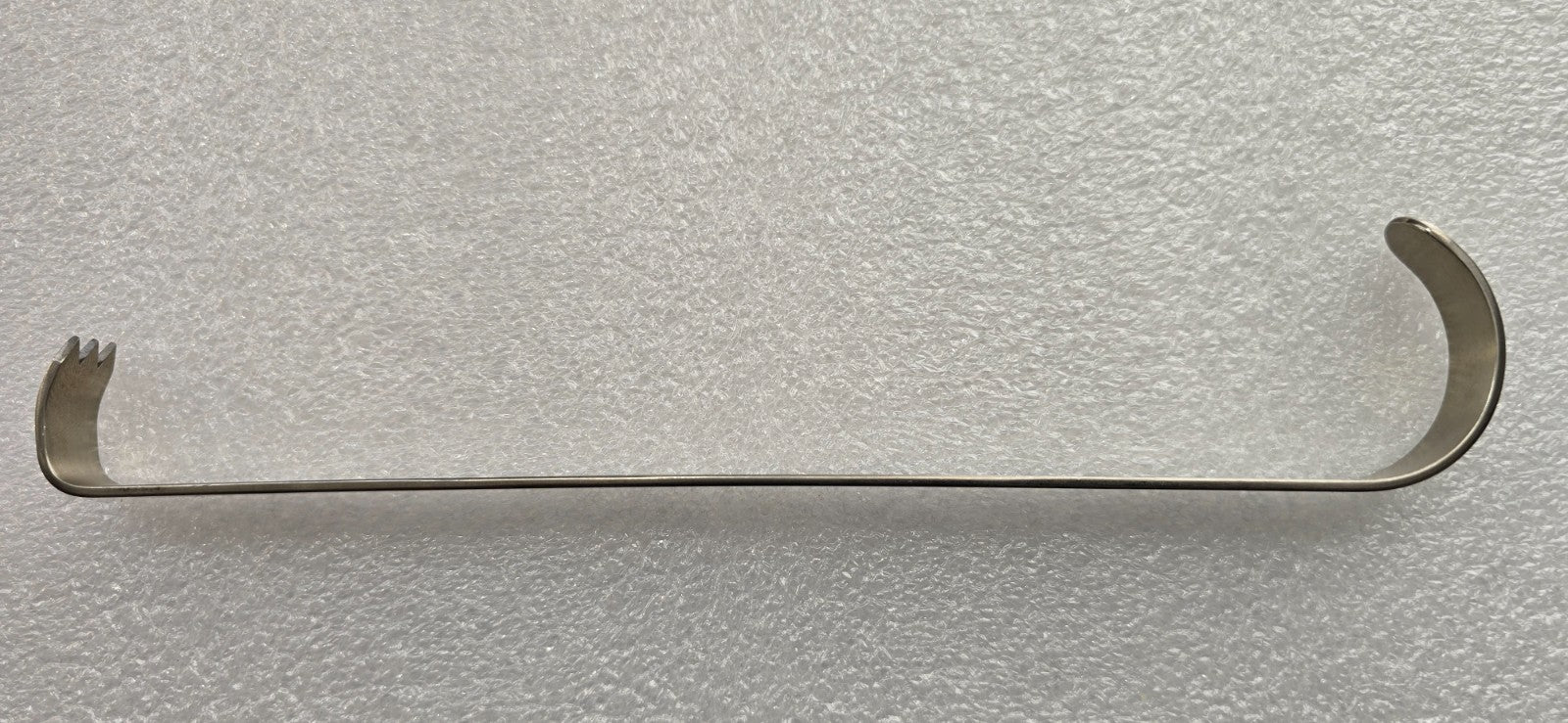 Aesculap Hibbs Retractor  9 1/8" x 1" x 1" Size Orthopedic Instruments