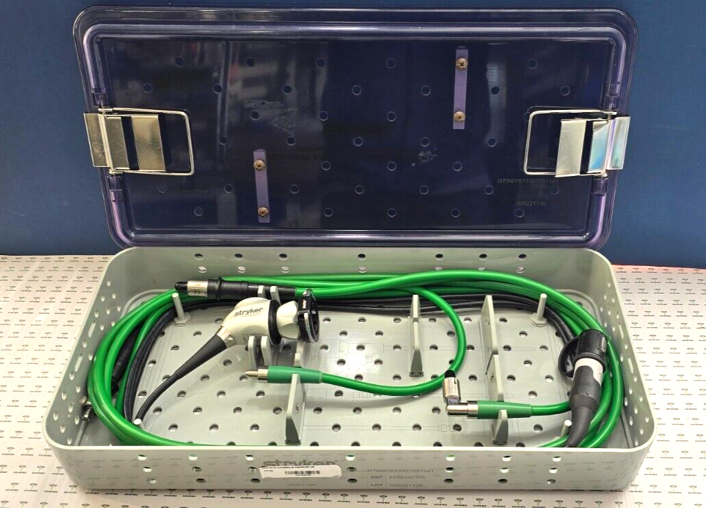 Stryker 1688 AIM 4K Camera Head & Coupler Green Fiber  Optic Cable with Tray