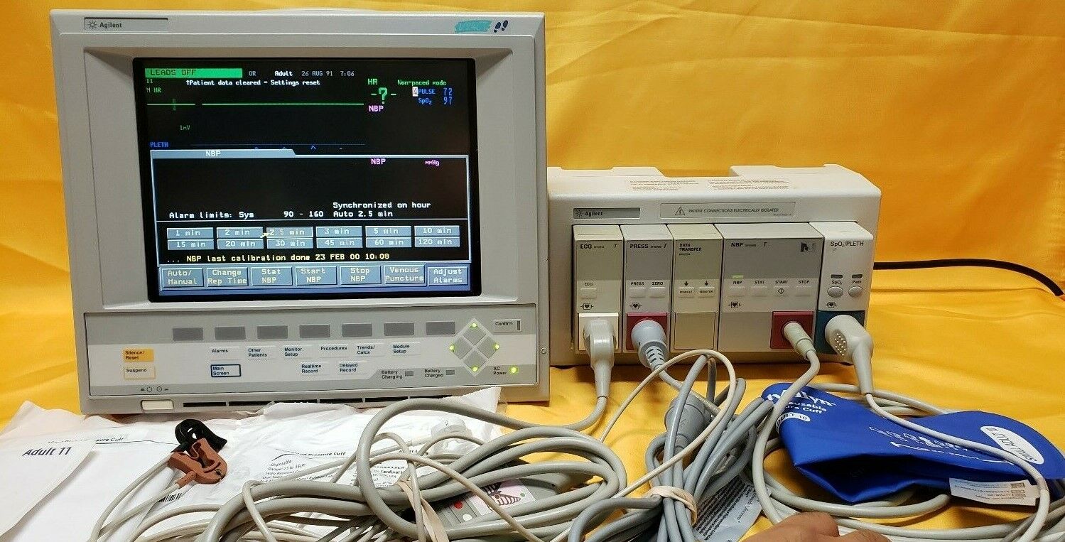 HP Agilent V24CT Critical Cardiac Care Patient Monitor with Cuffs & Accessories