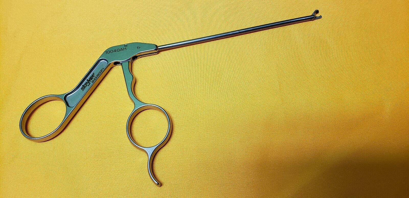 Stryker Conquest 300-034-600 Arthroscopic Hook Scissors 3.4mm Straight