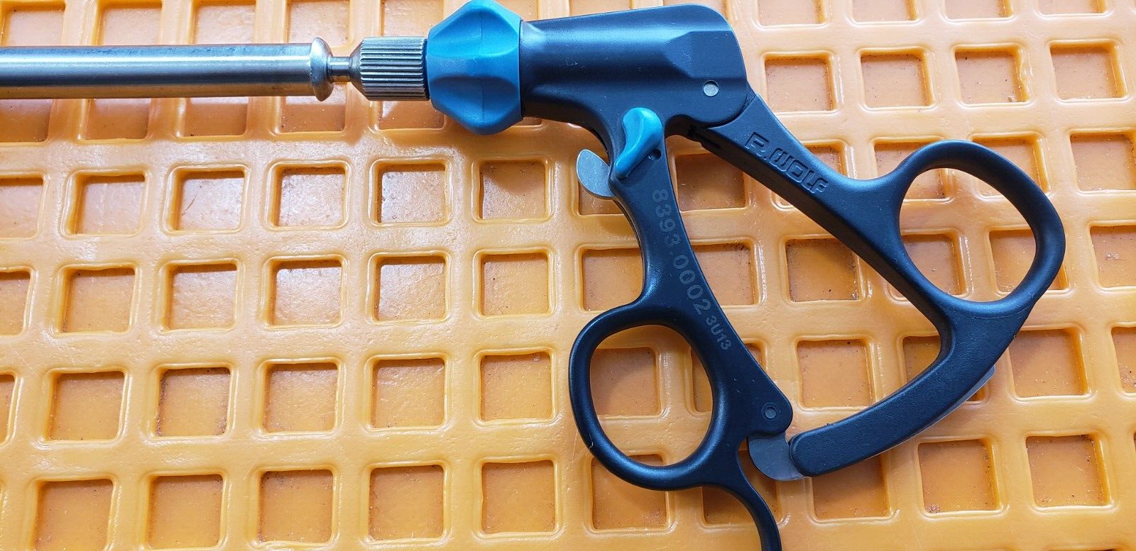 R.Wolf 8397902 Laparoscopic Anvil Grasping Forceps 10mmx41cm Double Action