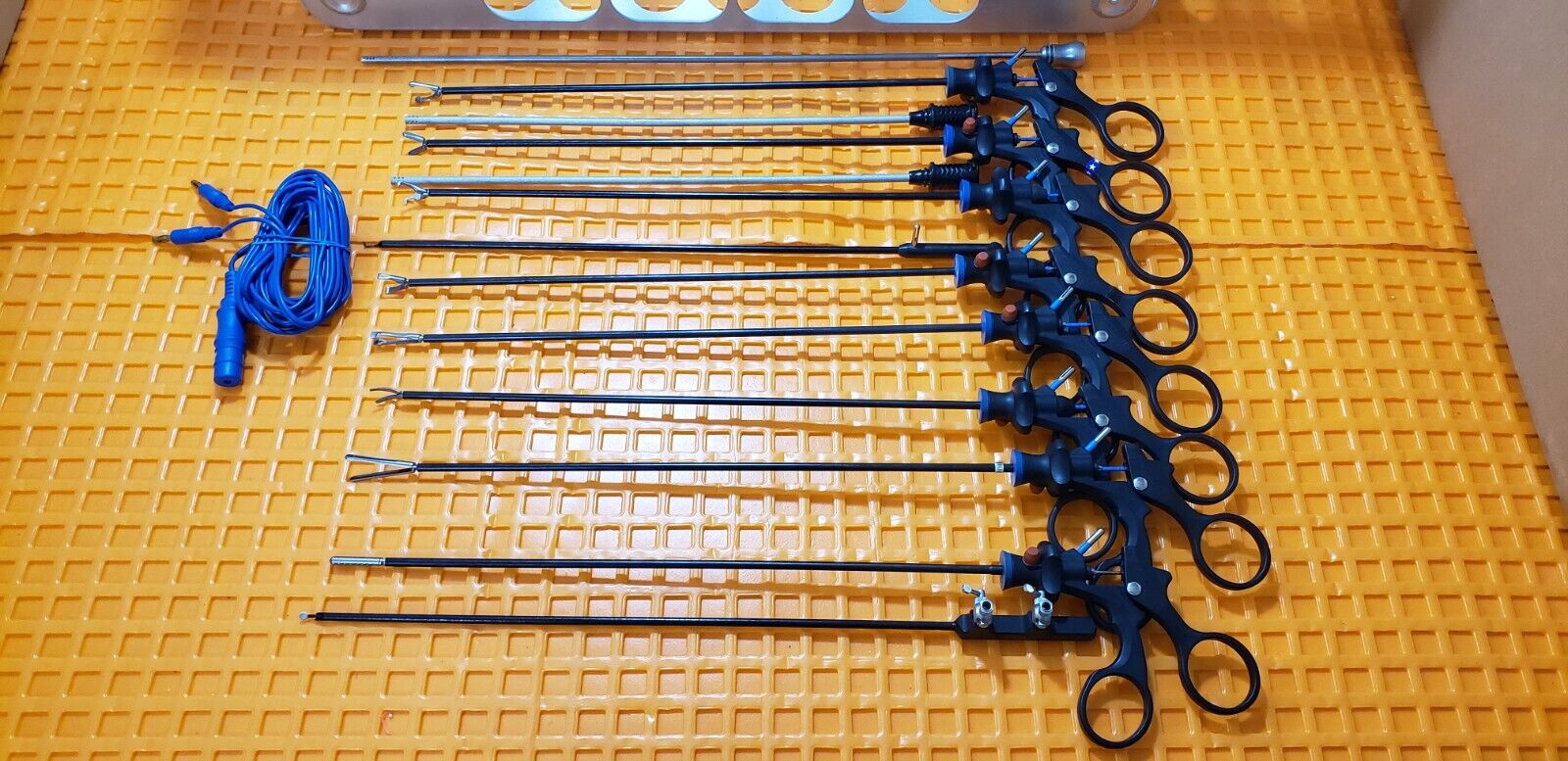 OLYMPUS Surgical Laparoscopic Instruments 5mm x 34cm Set of 14 with Tray