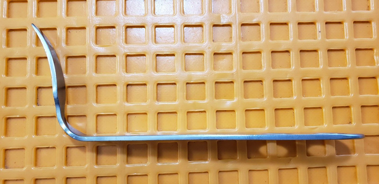 DEPUY Collateral Ligament Retractor Right Angle Blunt 10.5"