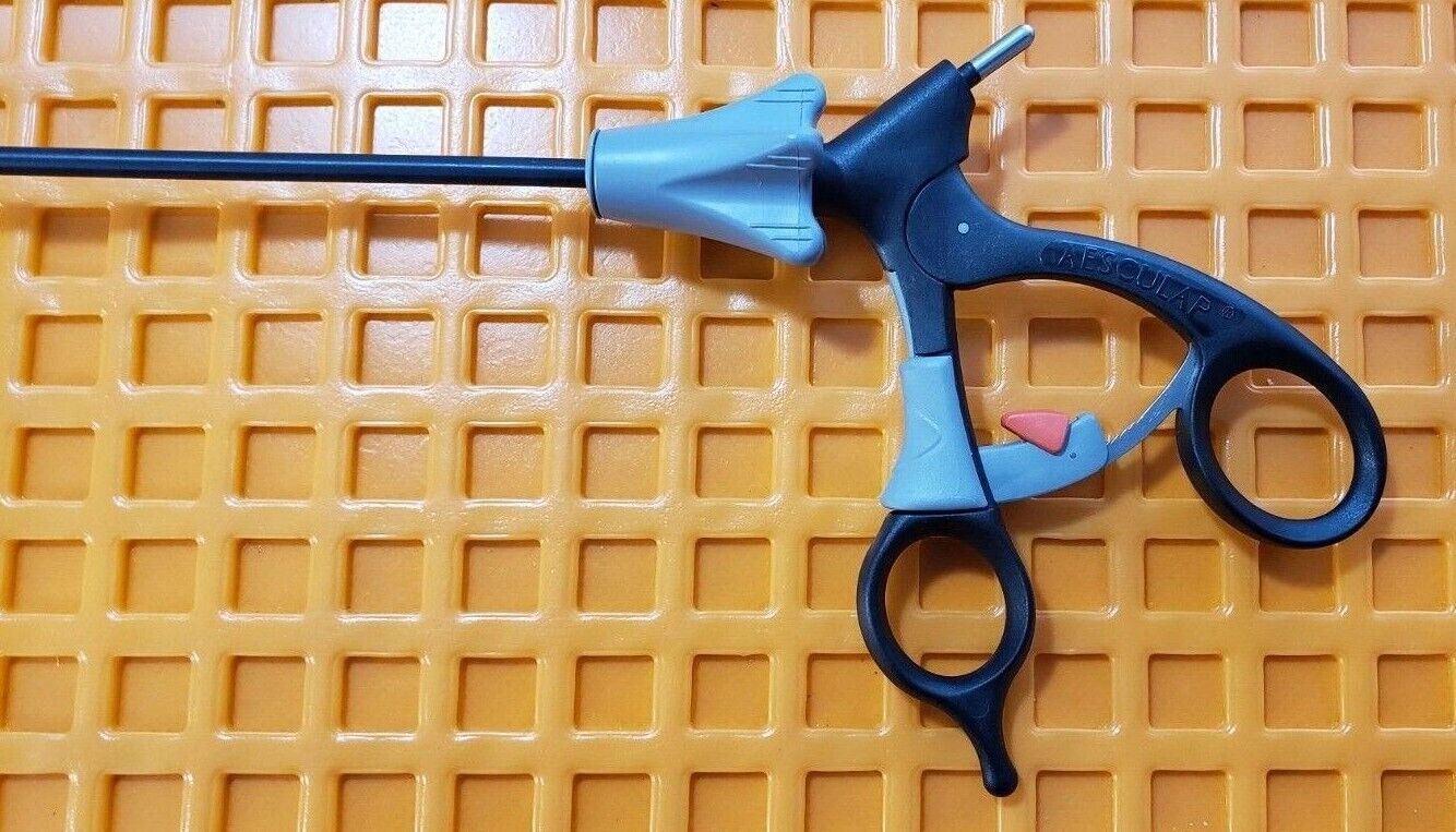 Aesculap Laparoscopic Monopolar Grasping Forceps 5mm x 43cm Ratchet handle.