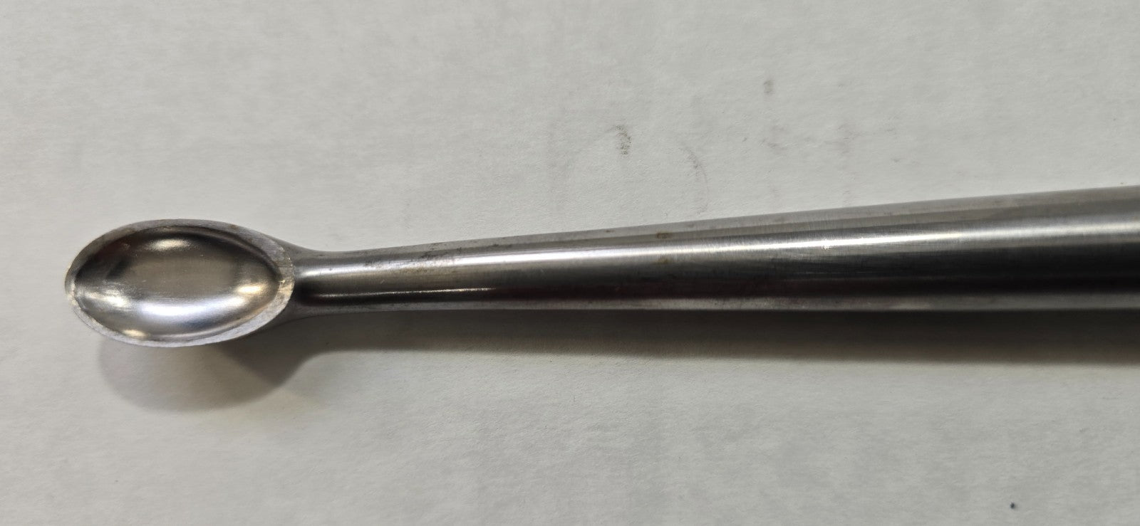 Zimmer 4033-18 Orthopedic Bone Curette 1/2" x 1" Cup Solid Handle 15"