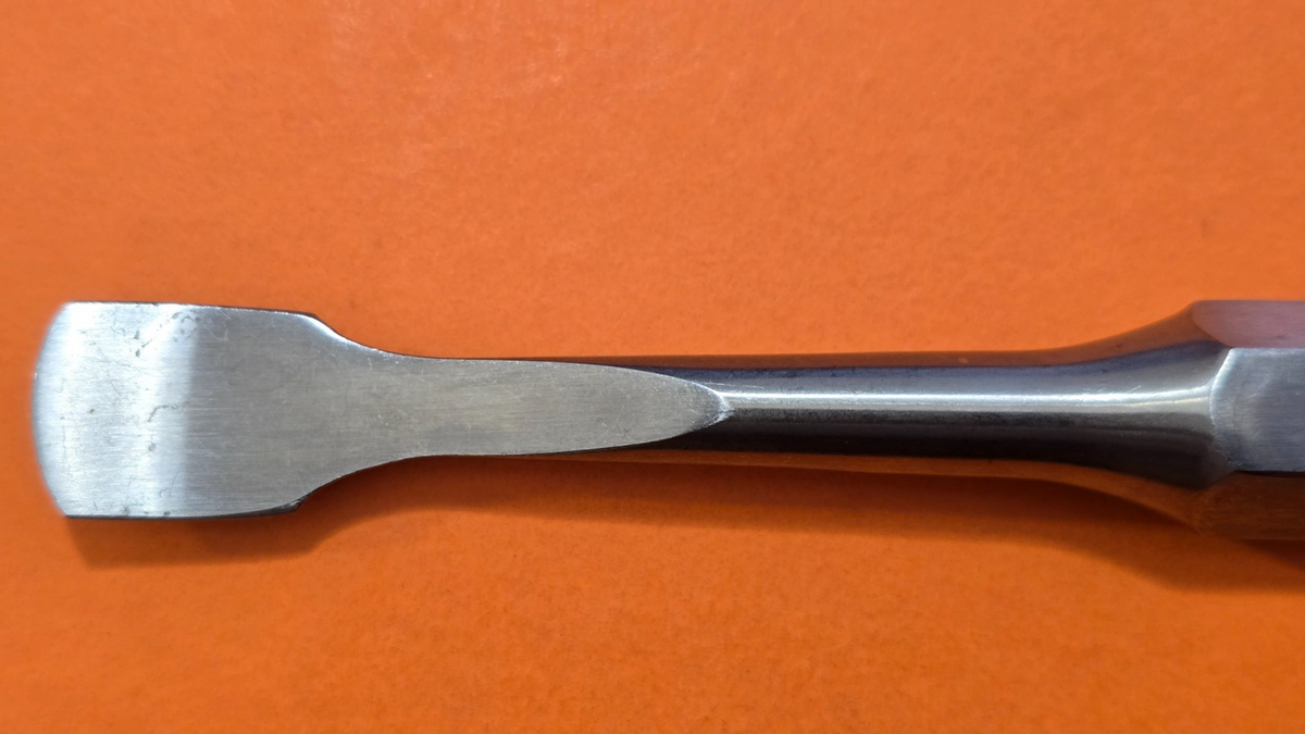 V.Mueller Surgical Key Periosteal Elevator 3/4" Tip Ref:1079-006
