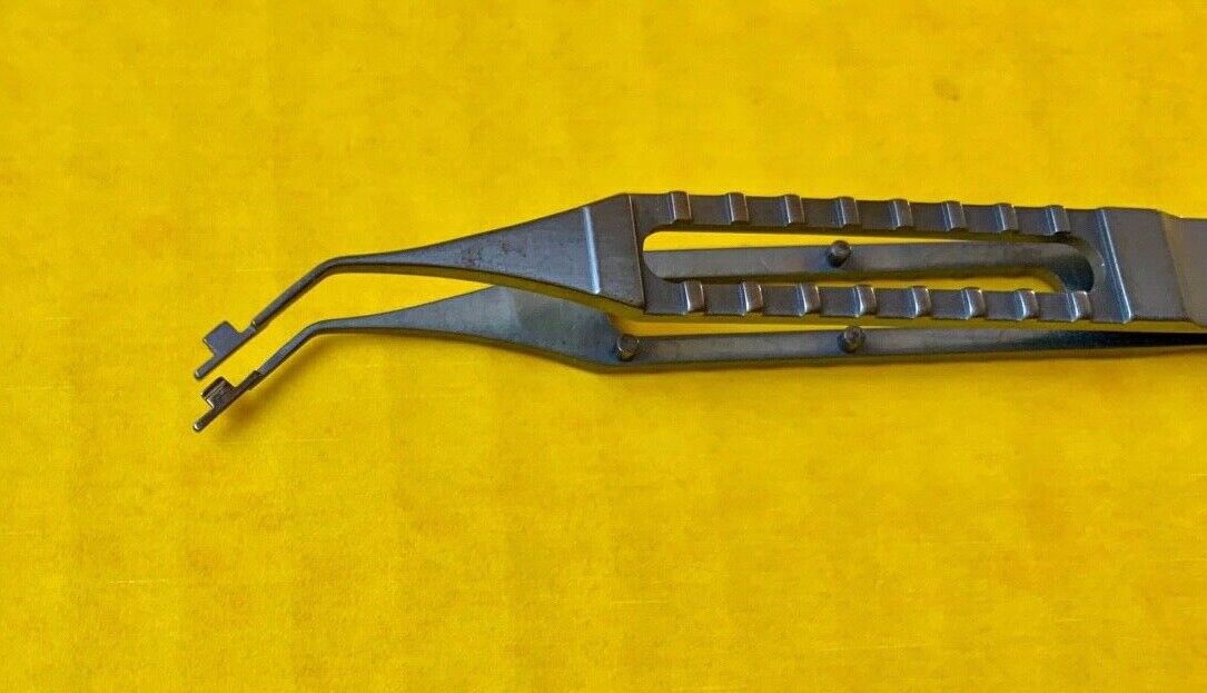 Duckworth + Kent Surgical Ophthalmic Folding Forceps, Titanium REF: 2-774-1