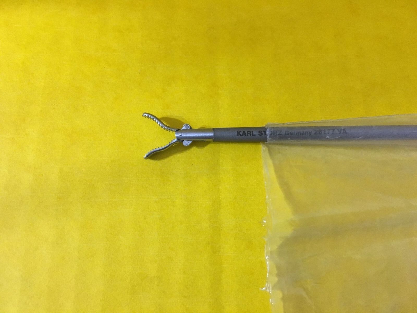 Storz Surgical Vancaille Atraumatic Wavy Grasper, 5mm x 34cm REF: 26177 VA