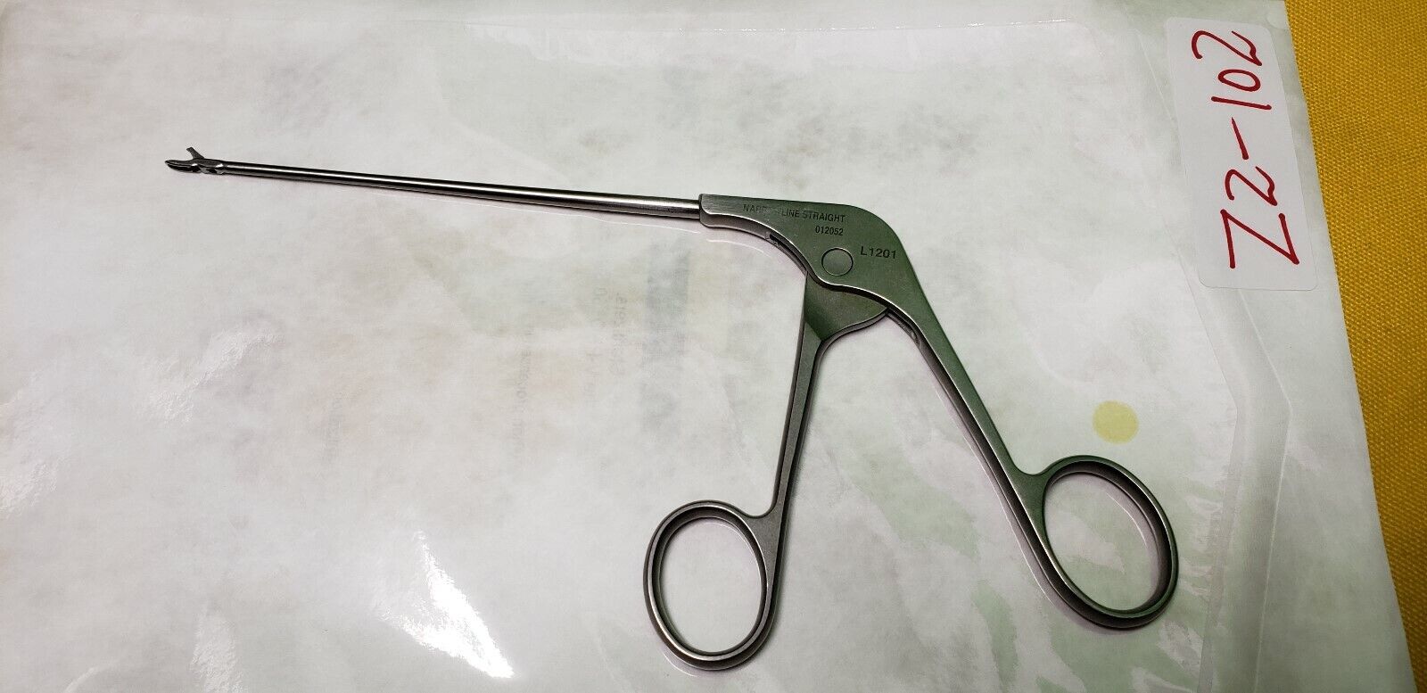 Acufex Arthroscopy Narrowline Straight Punch REF: 012052