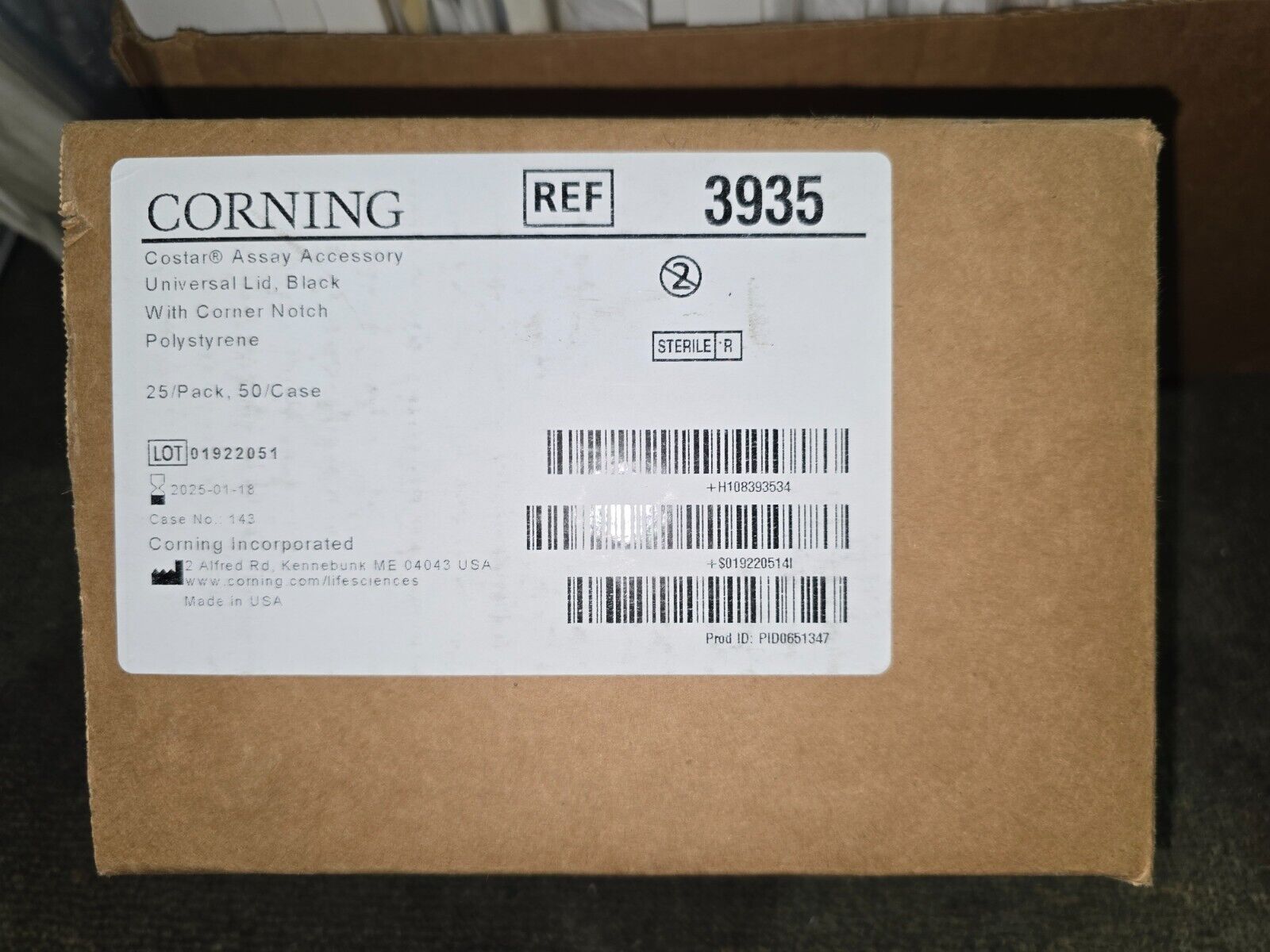 Box of 50, CORNING Assay Universal Lid, Black Ref:3935
