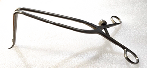 V.Mueller Surgical Zelpi Retractor 5" x 90* Right Angle 11" with ratchet.
