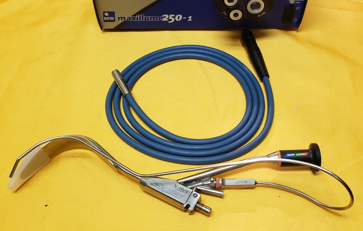 Circon Acmi  Surgical Bullard Laryngoscope Adult LAR-A ,Light Source Fiber Cable