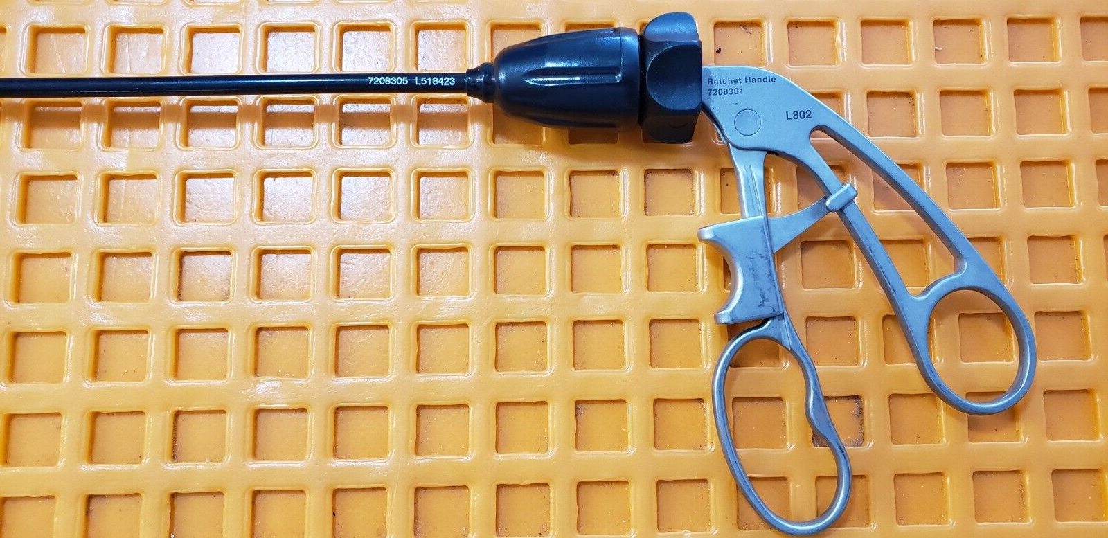 Smith+Nephew7208305 Laparoscopic Grasping Forceps 5mm x 36cm with ratchet Handle