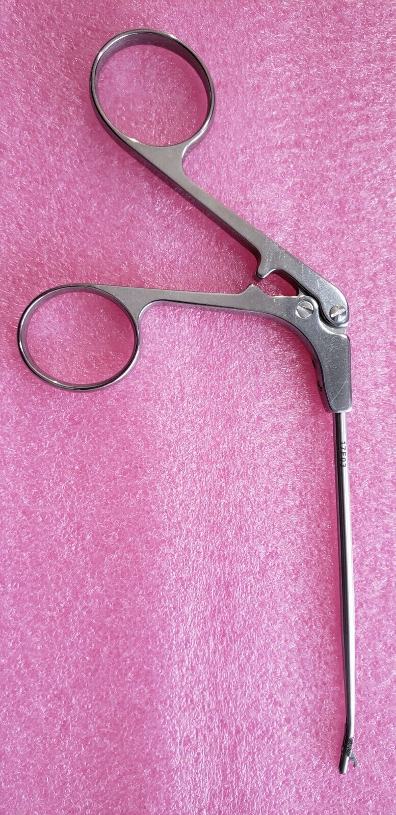 Stryker Conquest 242-100-005 Arthroscopic Punch 2.1mm Blunt Nose Down