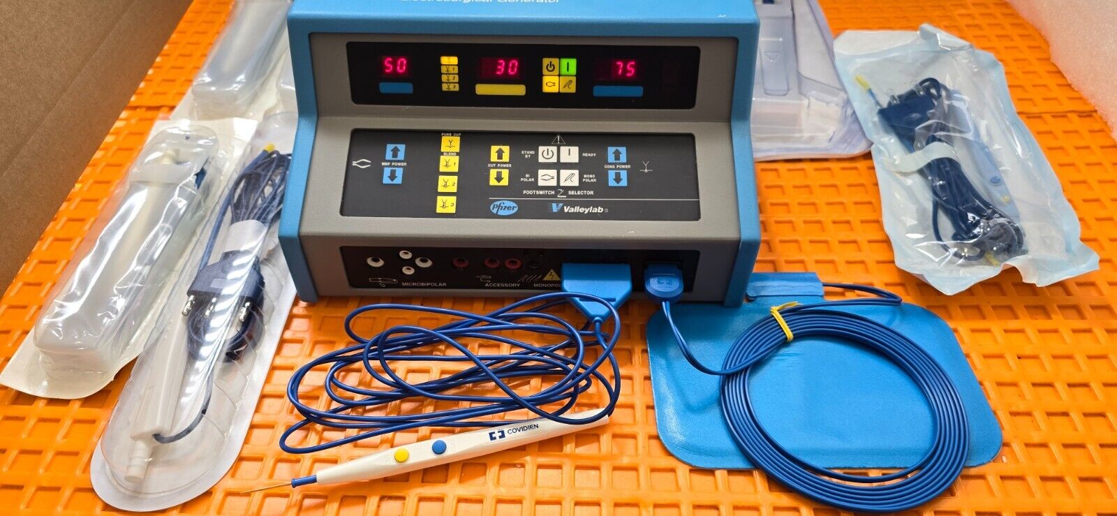 Valleylab Force 1C System with E6008 Monopolar Foot Switch