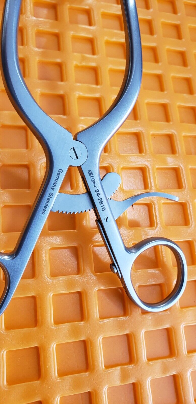 SSI 24-2810 Surgical MISKIMON Cerebellar Retractor, 8 1/4" Sharp 7x7 Prongs