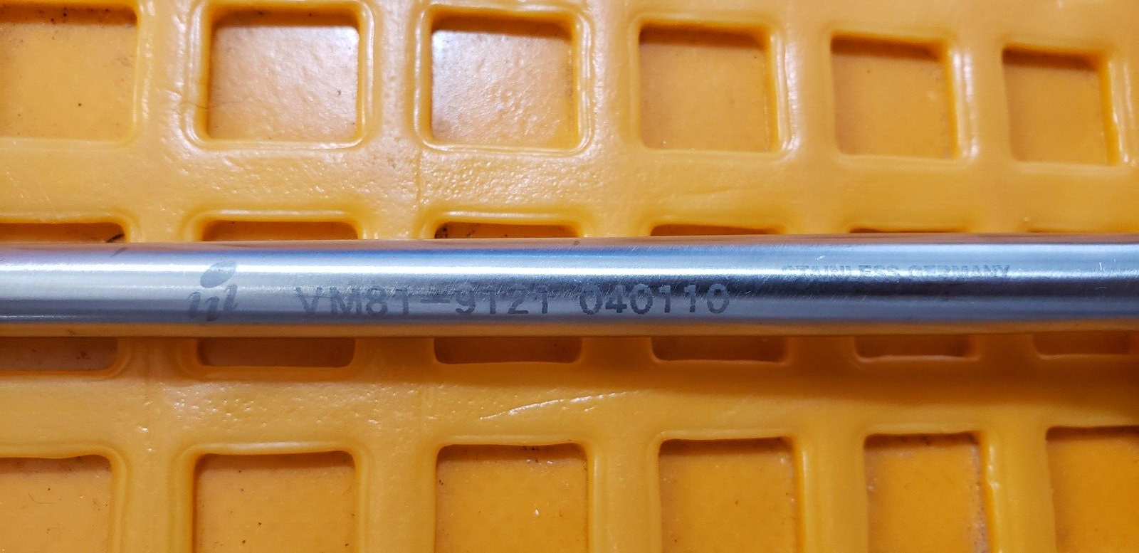 V.Mueller VM81-9121 Surgical Orthopedic Wallie-Heinig Curette 15" Size #2