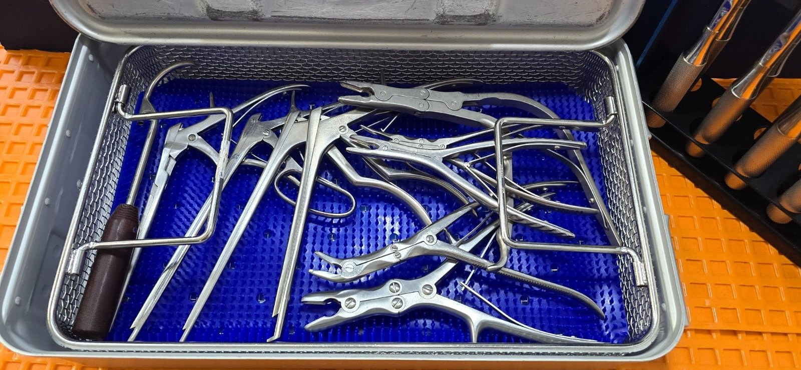 Aesculap Surgical Orthopedic Curette Set of 9 W- Kerrison Rongeurs & Case
