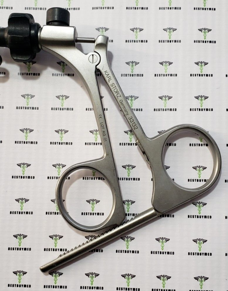 Karl Storz Grasping Forceps 3mm serrated Jaws Ratchet Handle