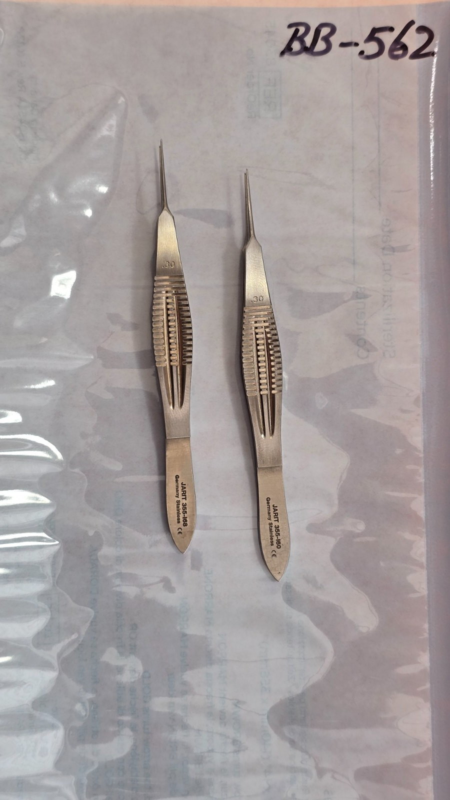 Jarit 355-168 Surgical Castroviejo Fixation Forceps 1x2 teeth straight
