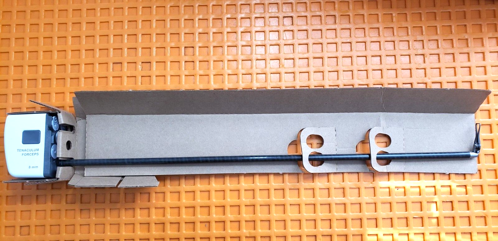 Intuitive da Vinci Xi Tenaculum Forceps 8mm