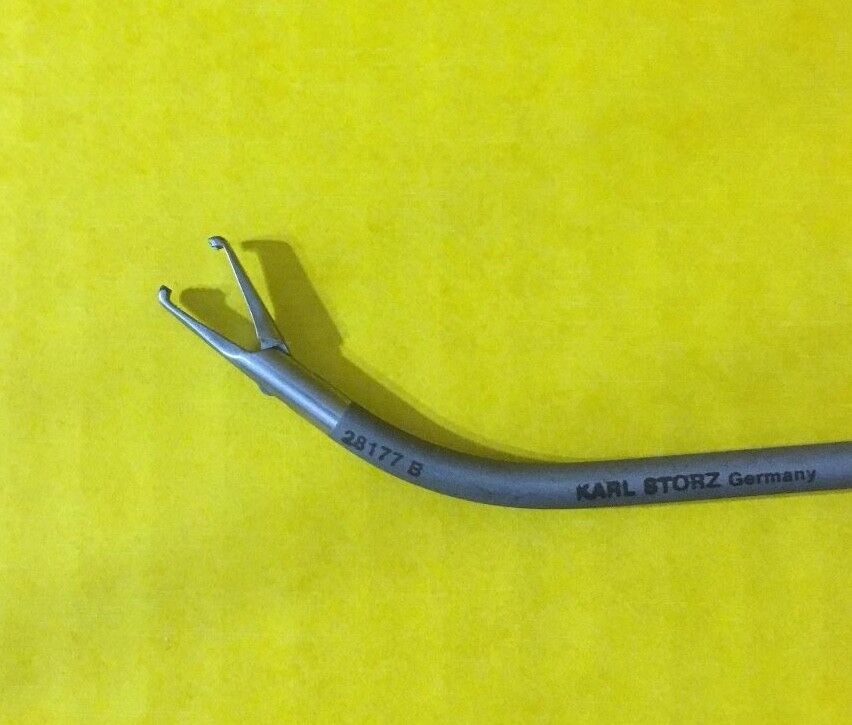 Storz Surgical Tissue Forceps, Curved, Slim Jaw, Spring Handle REF: 28177 B
