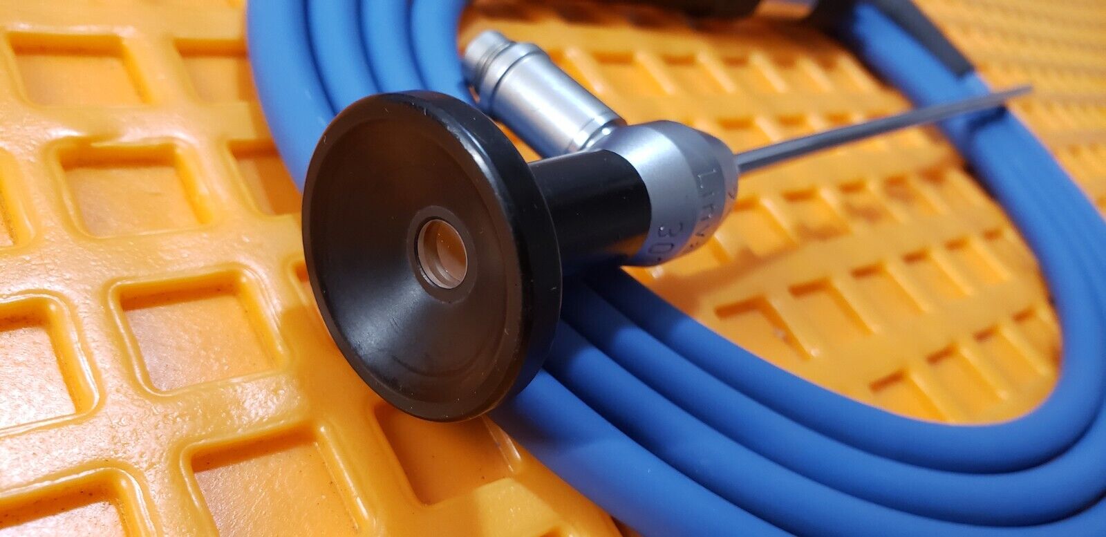 Linvatec 7583 Arthroscope 4mm x 30* degree with Fiber Optic Cable