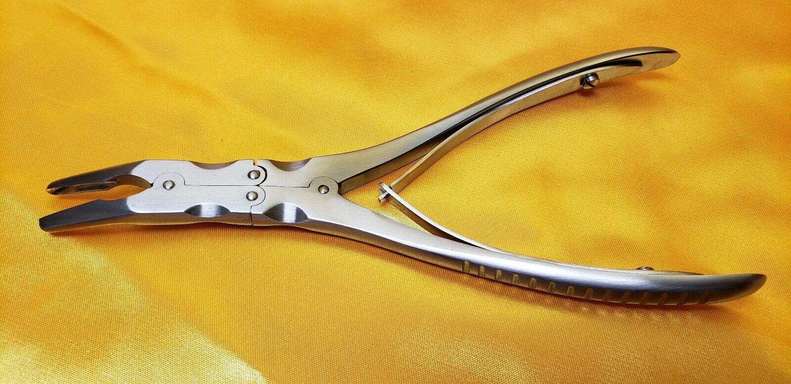 BEYER Rongeur Orthopedic 7" Slightly Curved Jaws & Shanks 3.5mm wide.