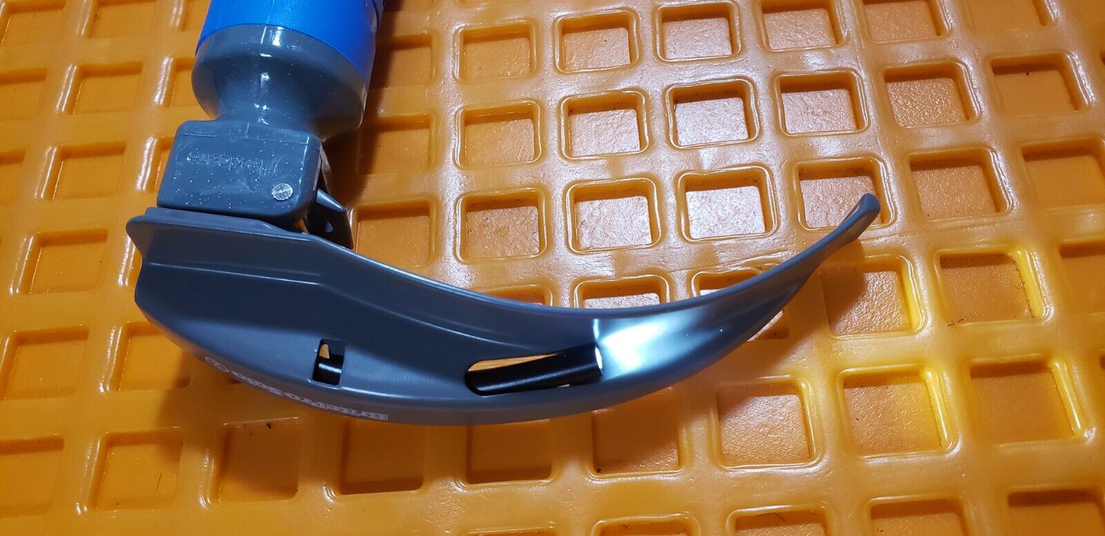 Flexicare Fiber Optic Laryngoscope Mac Blade #2 With Medium Handle