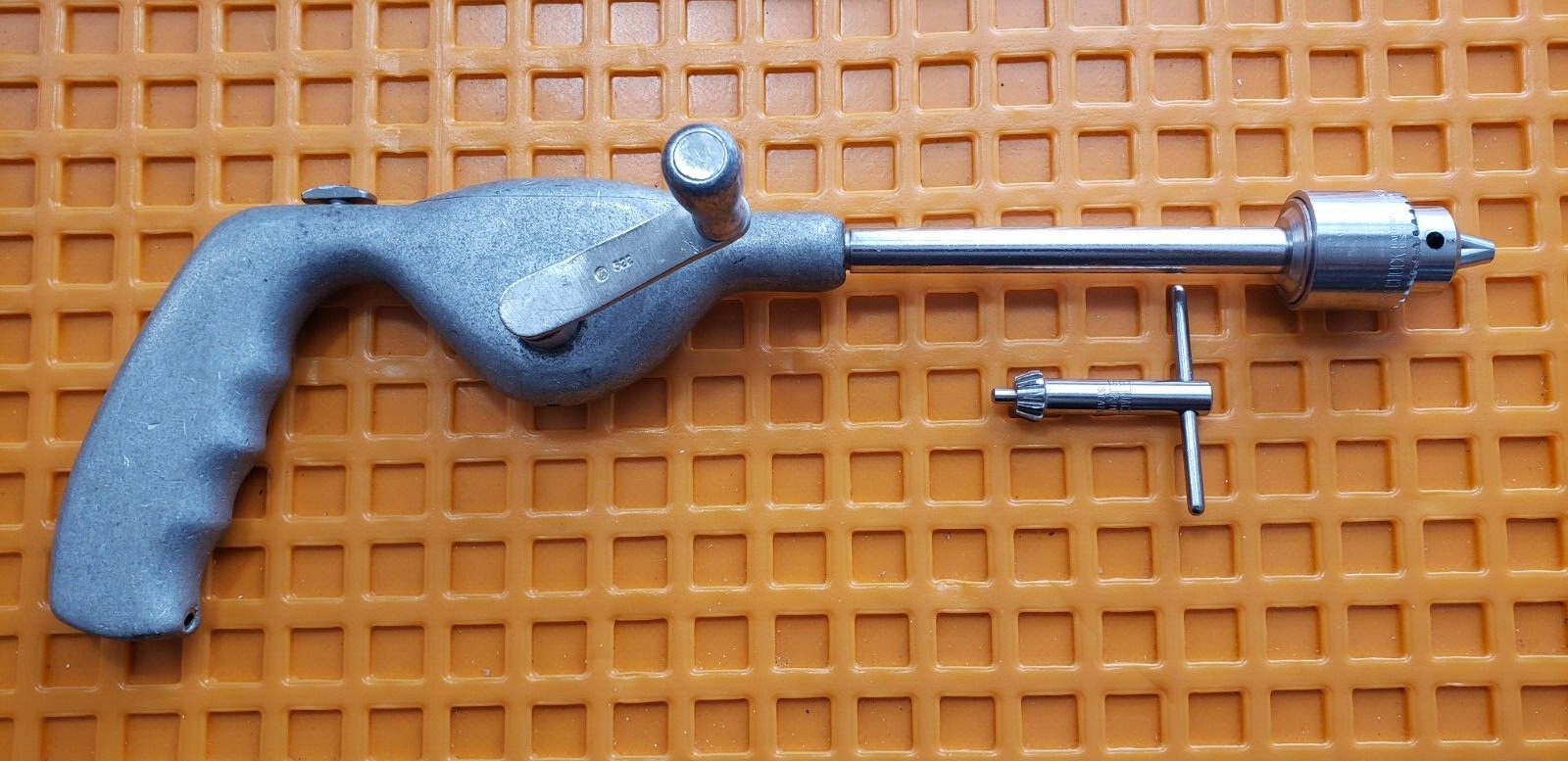 Zimmer 522 Surgical Hall Orthopedic Hand Drill with Jacob's Chuck