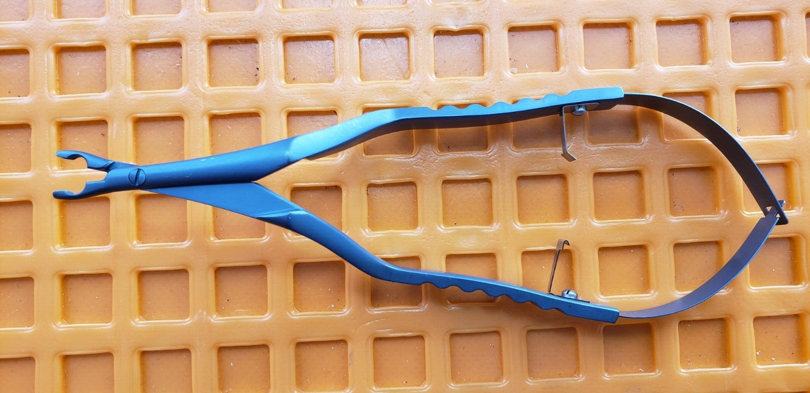 Aesculap FT480T,Surgical Neuro Titanium Yasargil Clip Applier Forceps Standard