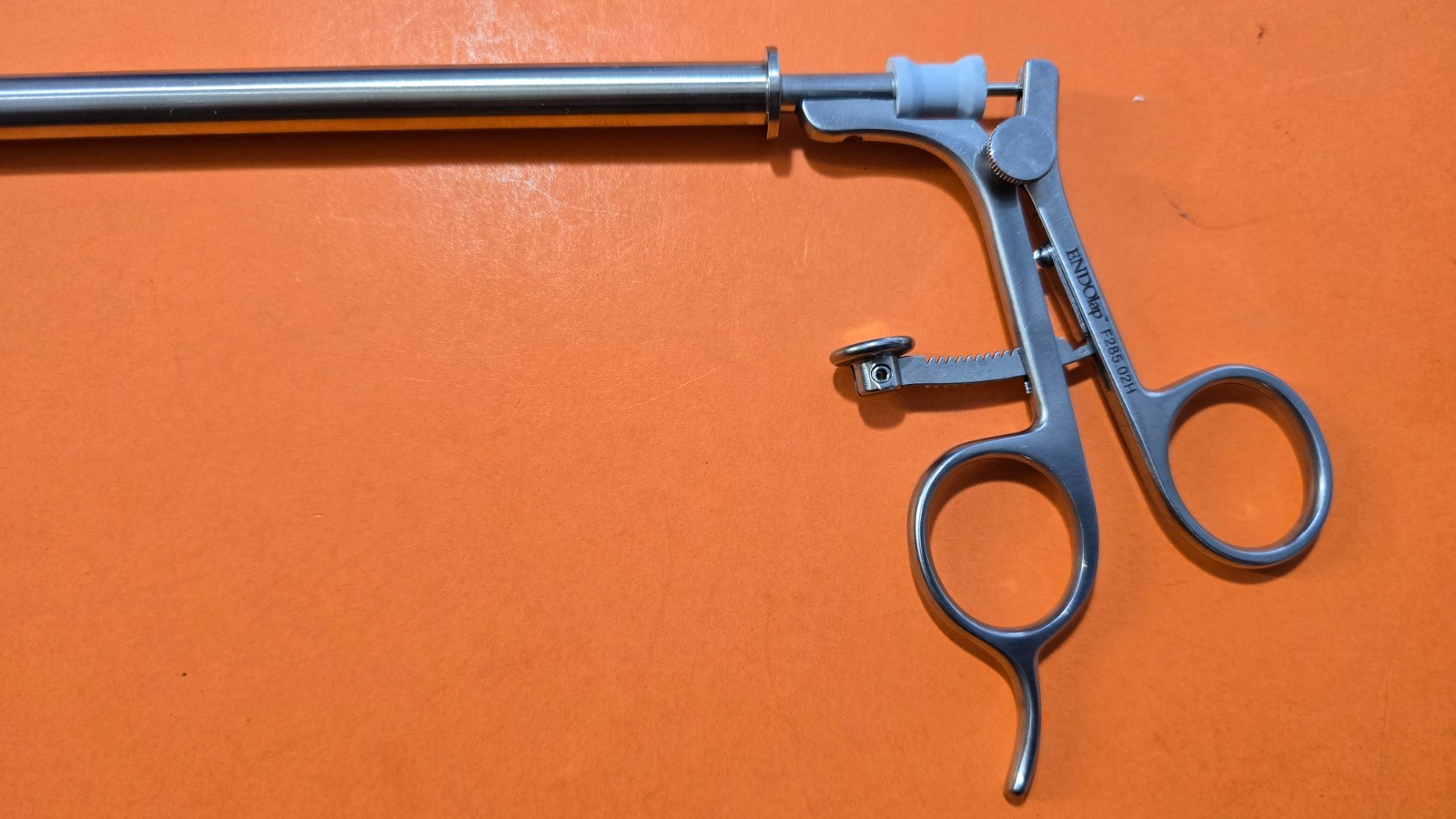 V. Mueller F285.02H Endolap Babcock Forceps 10mm x 36cm Ratchet Handle