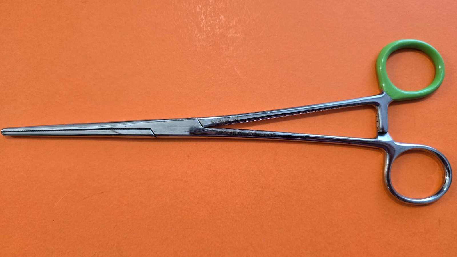 Codman 30-4563 Surgical Pean Forceps 9" Straight Serrated Jaws