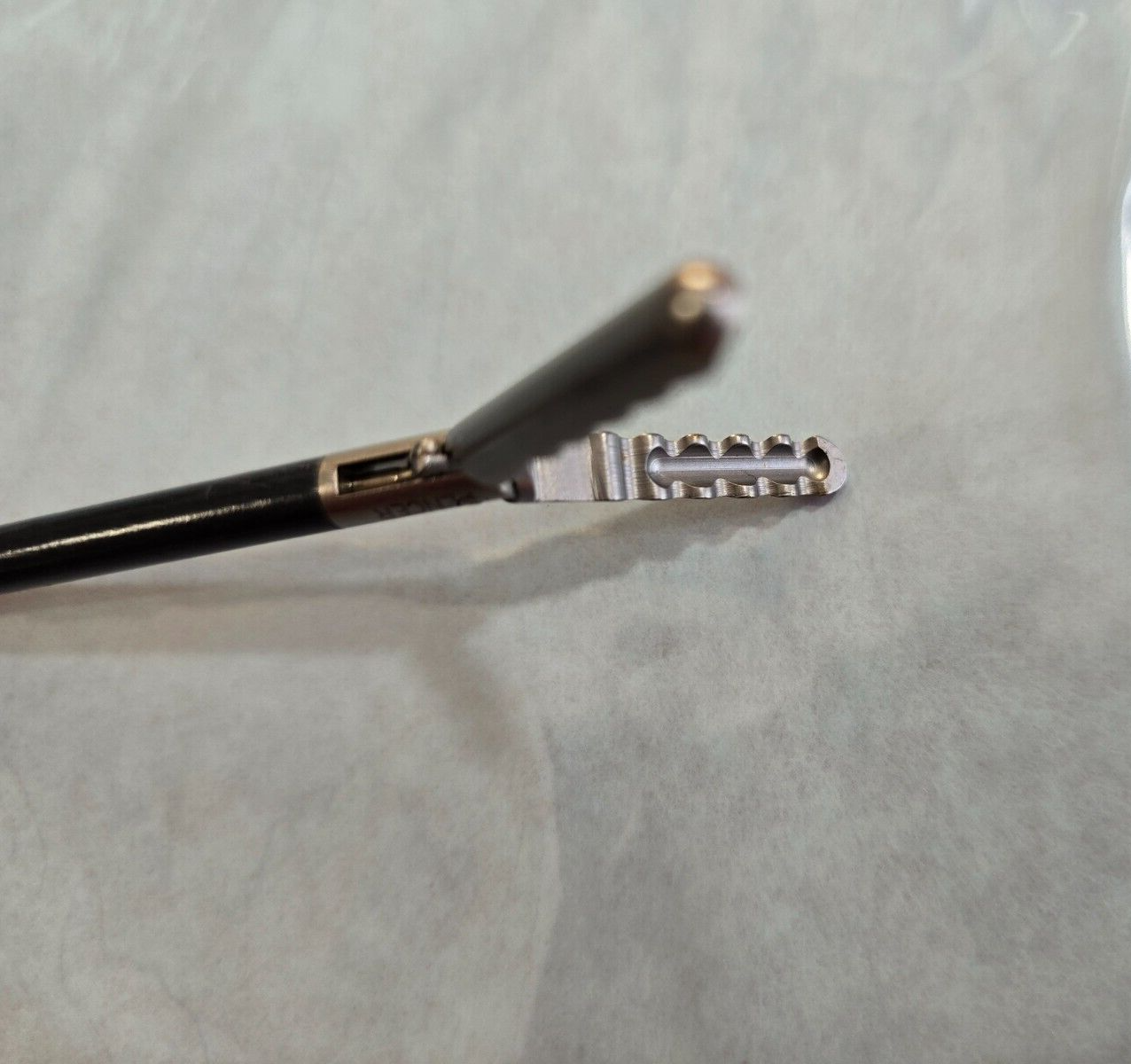 Snowden-Pencer 90-7866 Crocodile Grasping Forceps 5mmx36cm with Lock