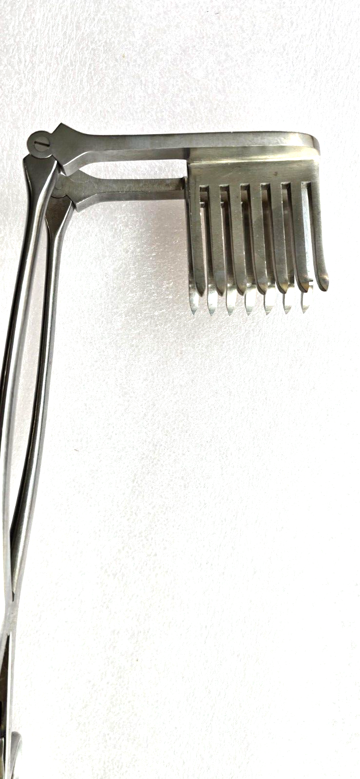 V.Mueller NL5410 Surgical Hinged Beckman Retractor 7x7 Prongs Sharp