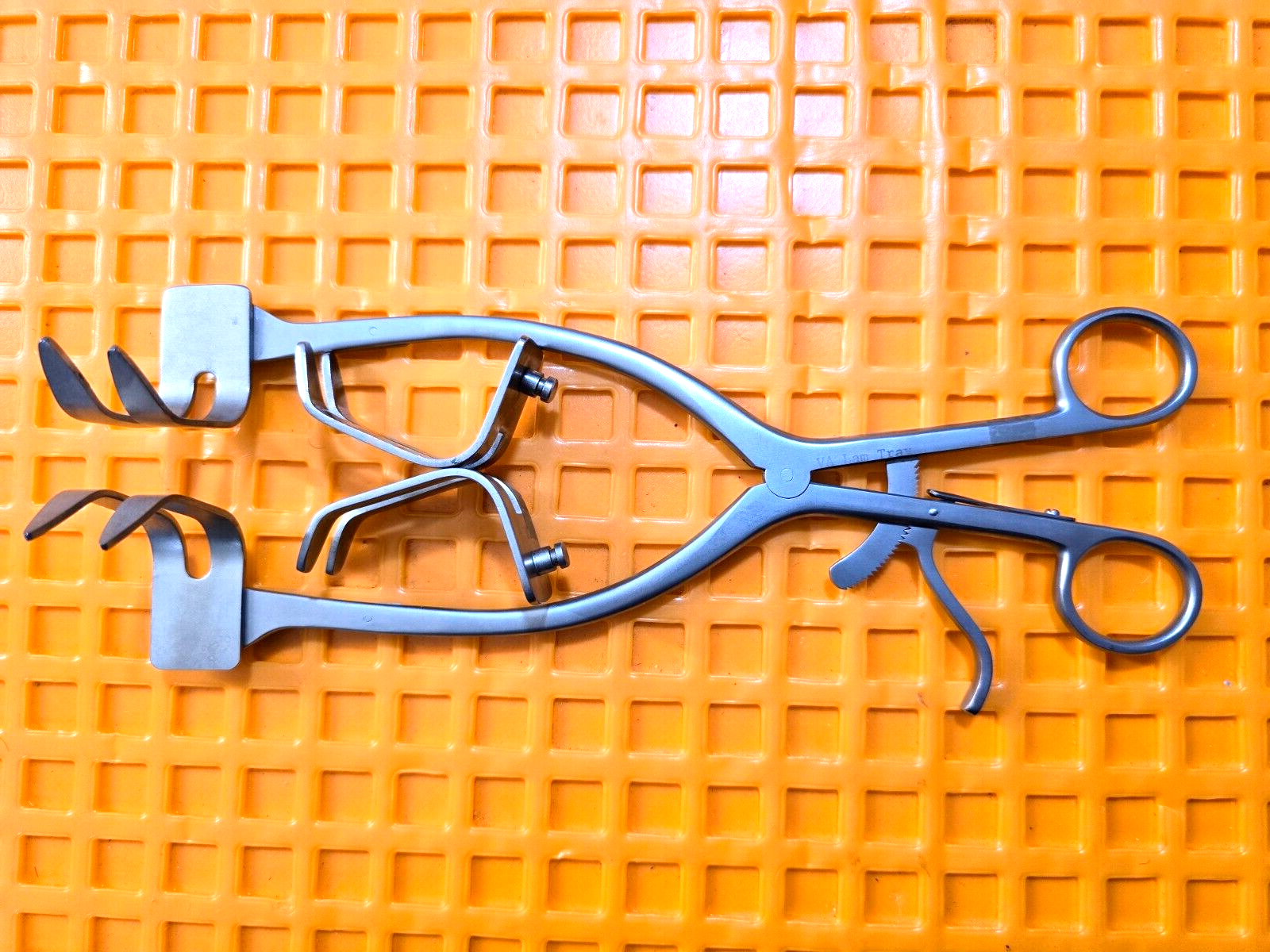 Codman Surgical Hoen Retractor 10" Body with 2 Sets of Blades